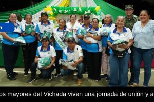 Adultos mayores del Vichada celebrando con alegría durante el Encuentro Departamental 2025
